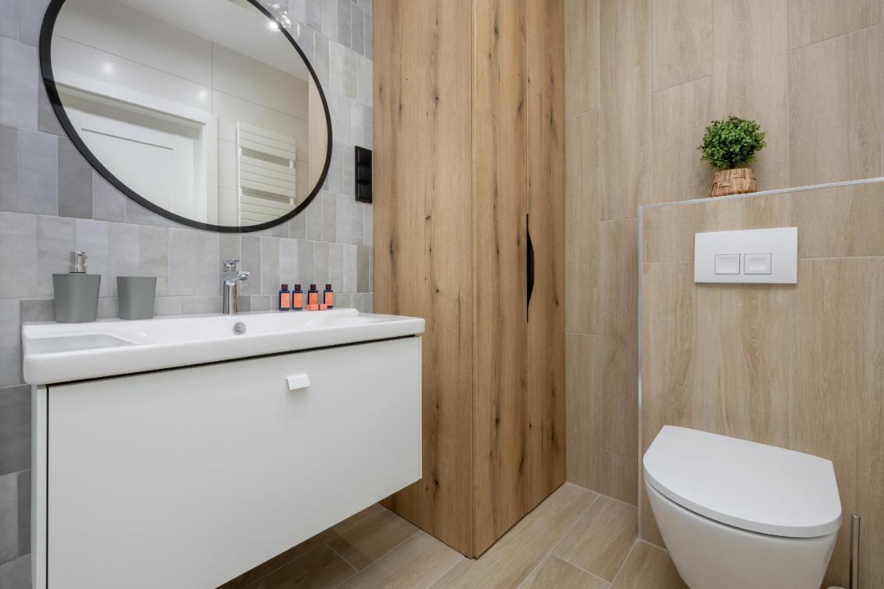 Polanki Aqua Apartment With Parking By Renters Prestige 코워브제크 외부 사진