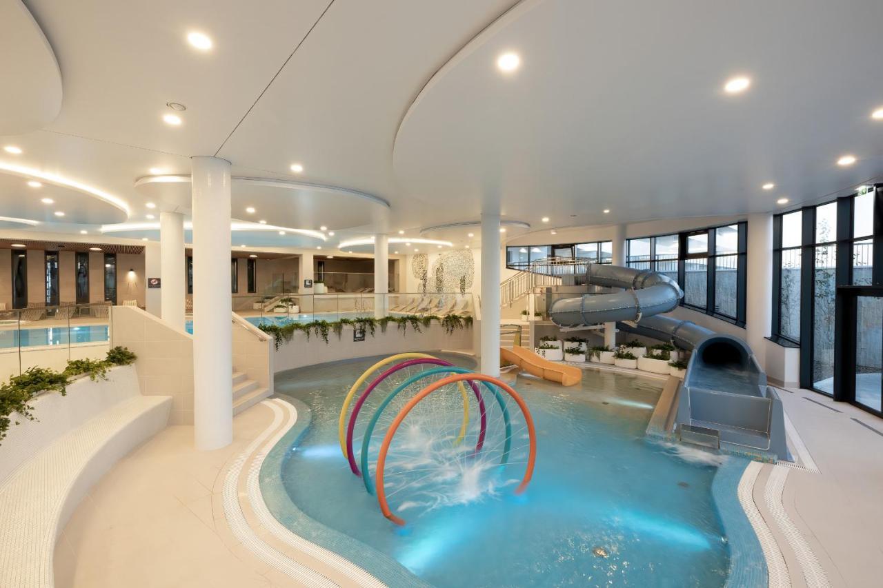 Polanki Aqua Apartment With Parking By Renters Prestige 코워브제크 외부 사진